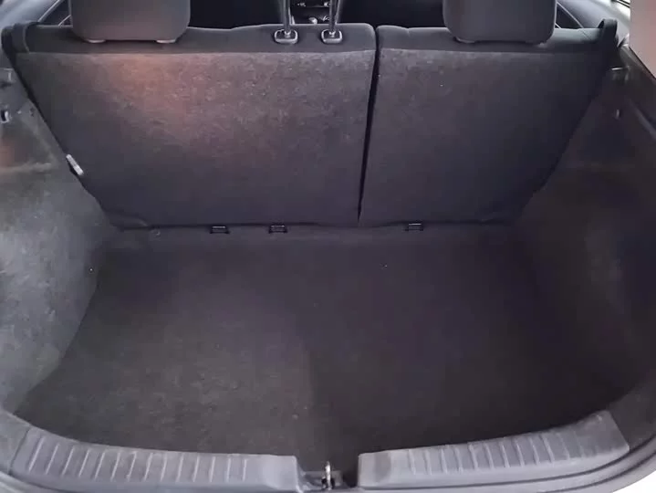 Toyota Yaris L