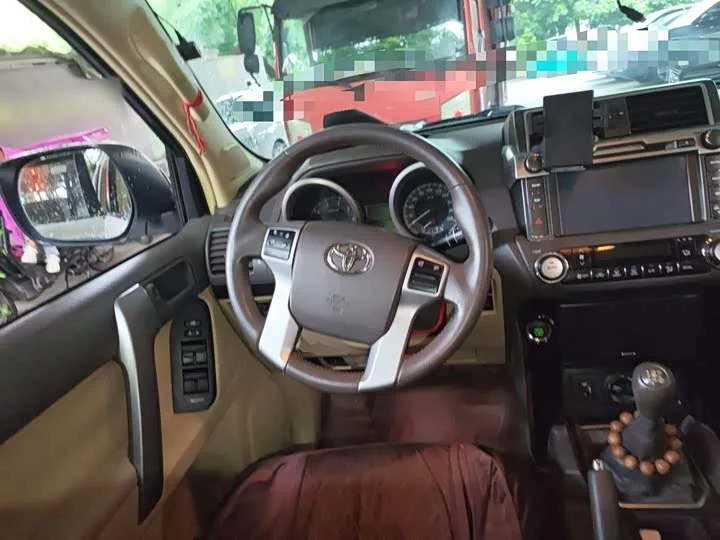 Toyota Prado