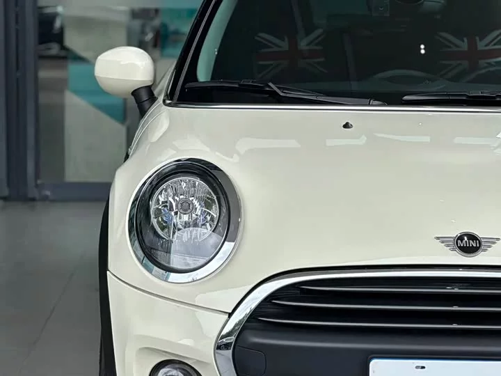 MINI 
