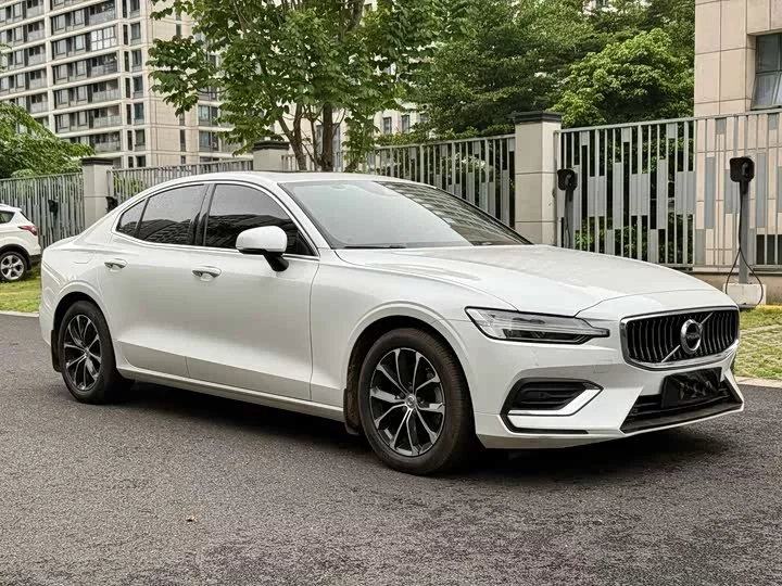 Volvo S60