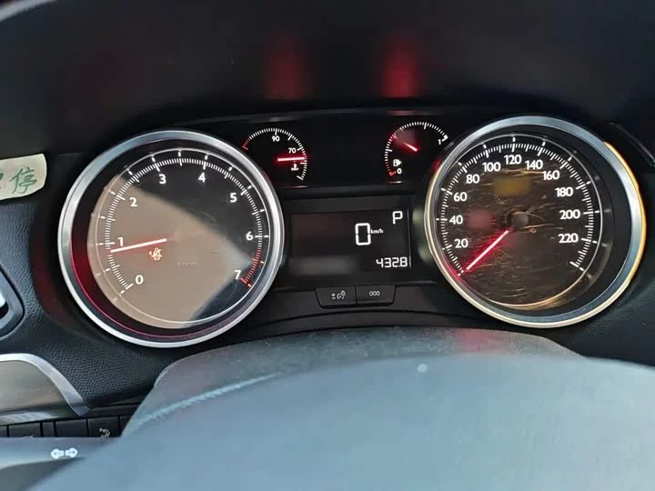 Peugeot 408