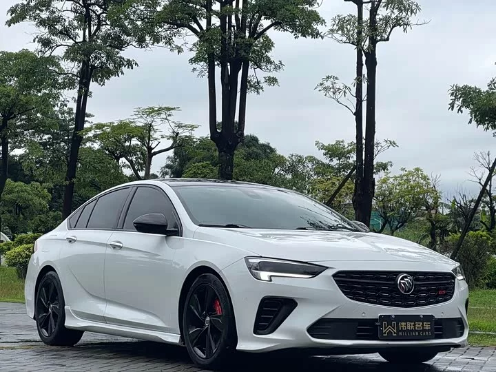 Buick Majesty