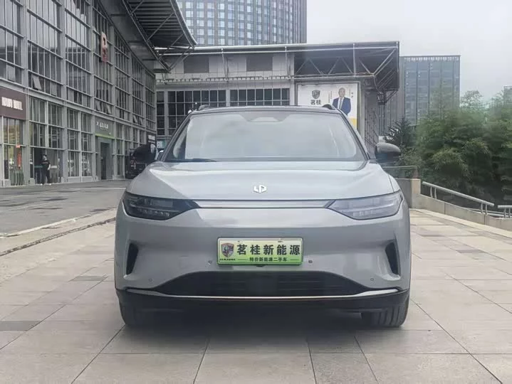 Leapmotor Zero running C11