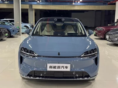 Luxeed R7
