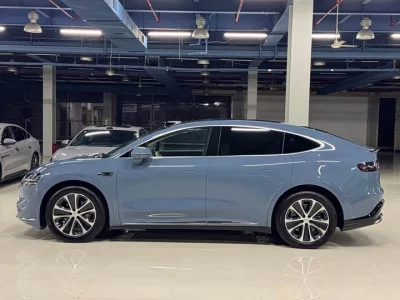 Luxeed R7