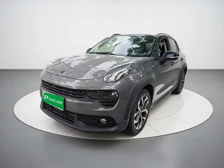 Lynk & Co 02