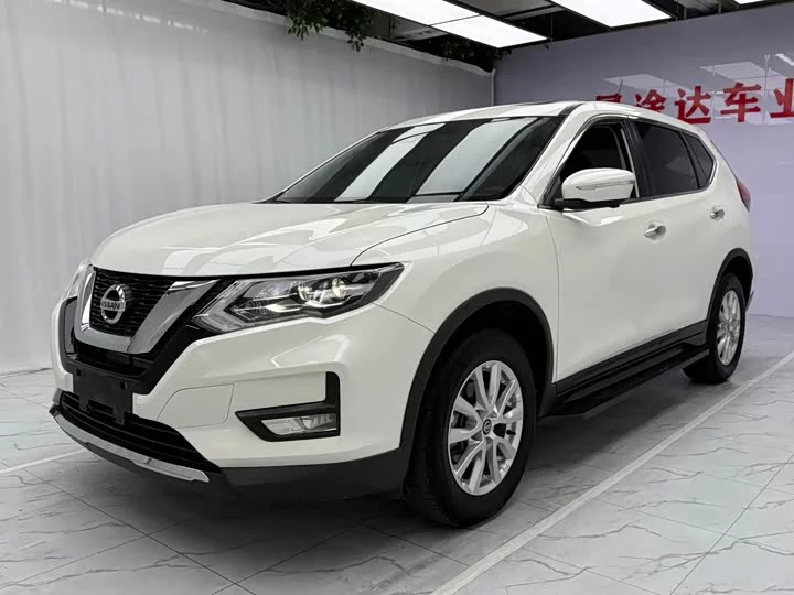 Nissan Qijun