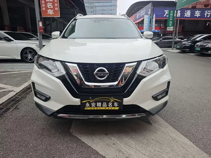 Nissan Qijun