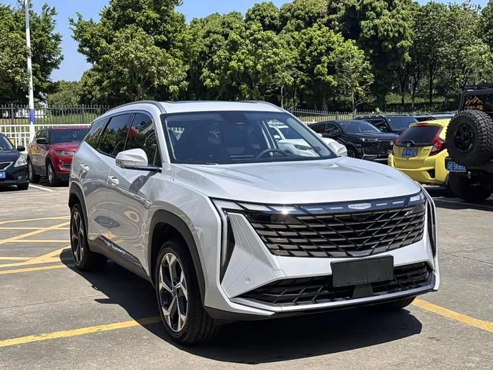 Geely Boyue L