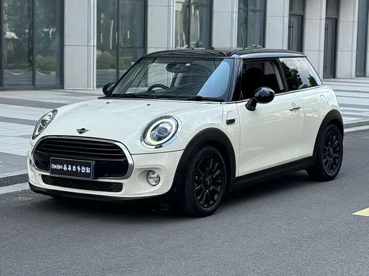 MINI 