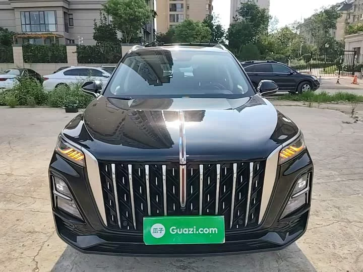 Hongqi HS5