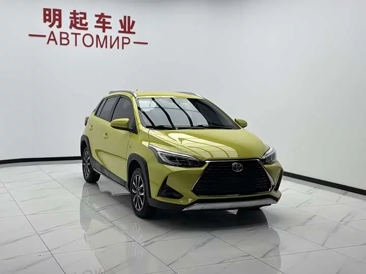 Toyota Yaris L