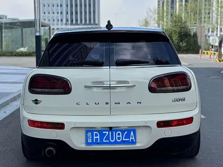 MINI CLUBMAN