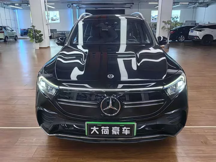 Mercedes-Benz EQB