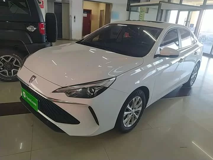 Roewe i5