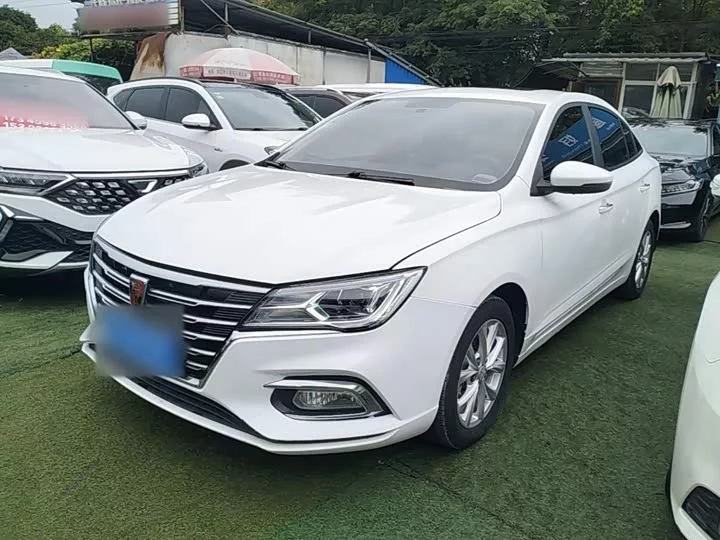 Roewe i5