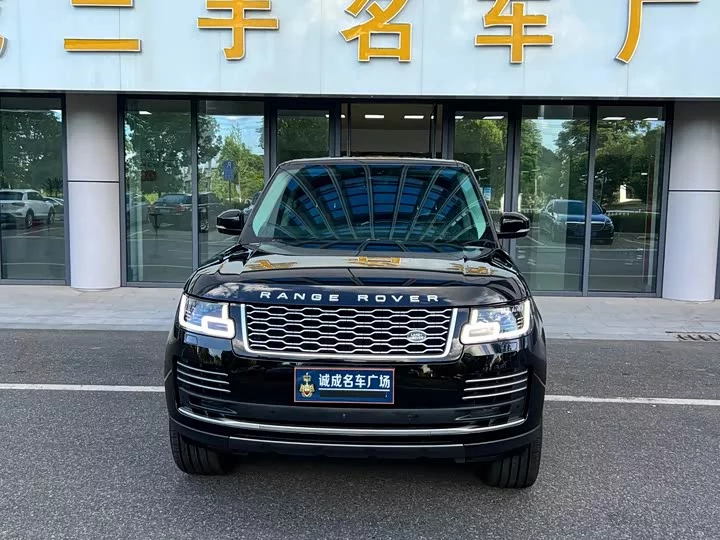 Land Rover range rover