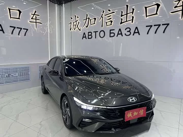 Hyundai Elantra