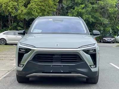 NIO ES8