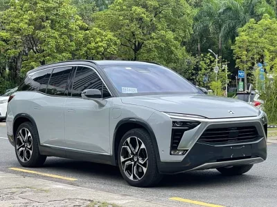 NIO ES8