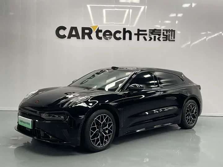 ZEEKR 001