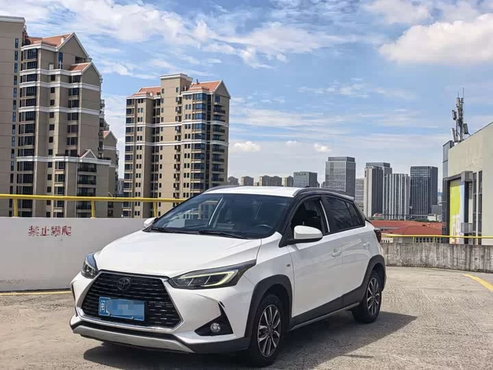 Toyota Yaris L