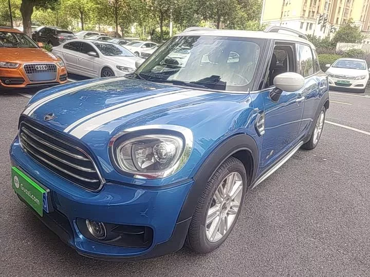 MINI COUNTRYMAN