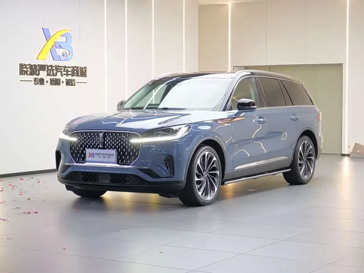 Lincoln aviator