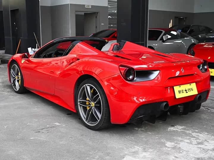 ferrari 488