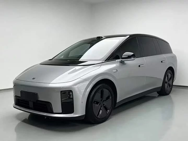 Li Ideal i8