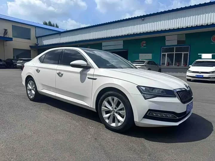 Skoda SuperB