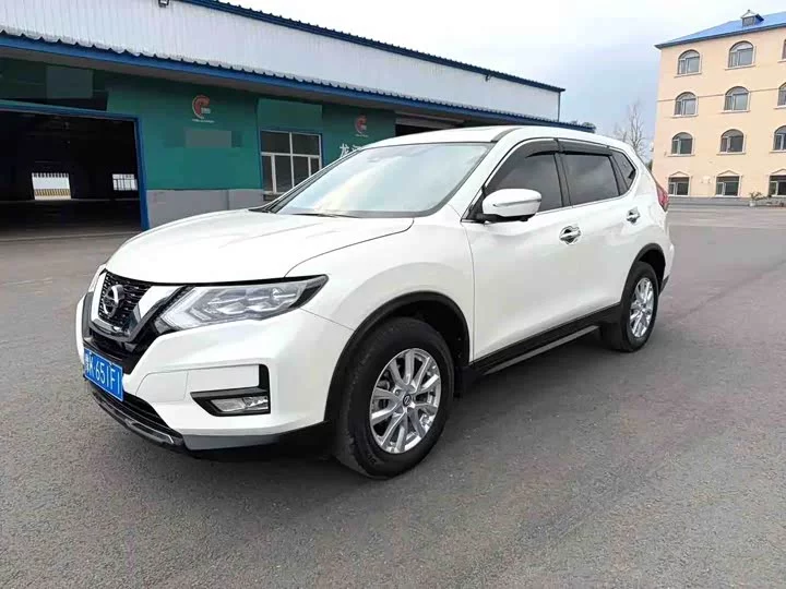 Nissan Qijun