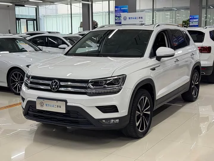Volkswagen Tharu