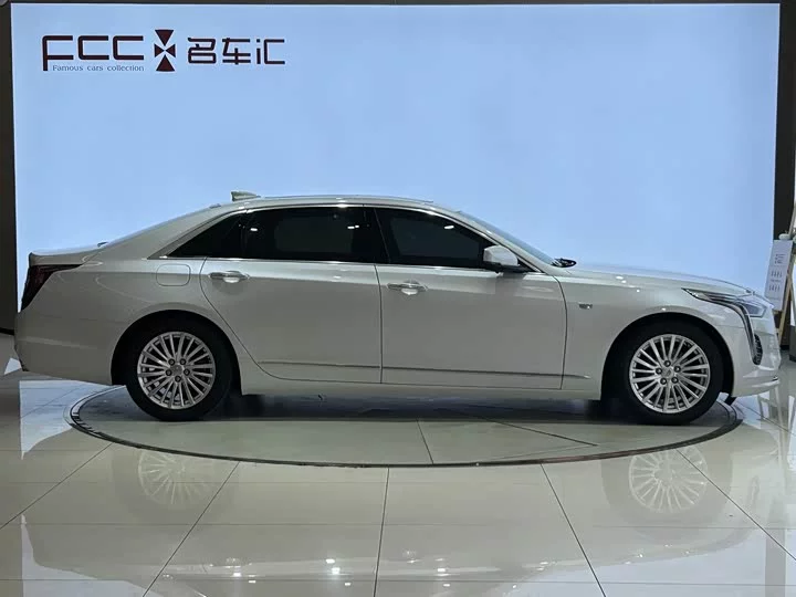 Cadillac CT6