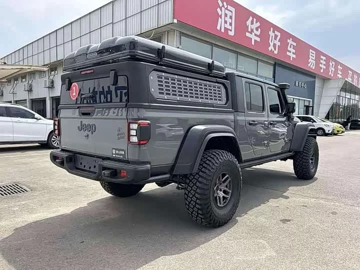 Jeep Gladiator
