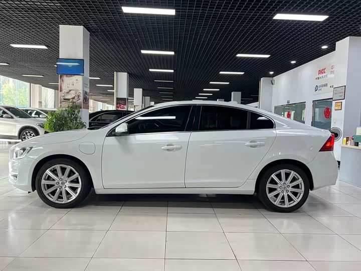 Volvo S60 plug-in hybrid