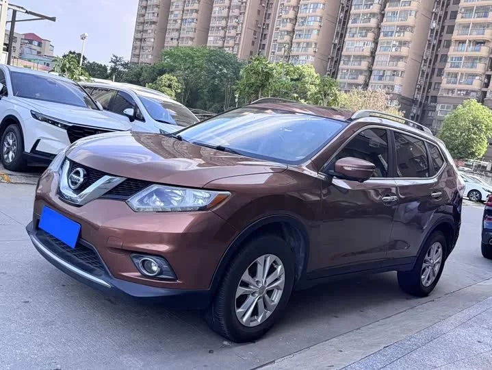 Nissan Qijun