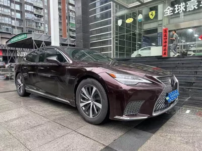 Lexus LS