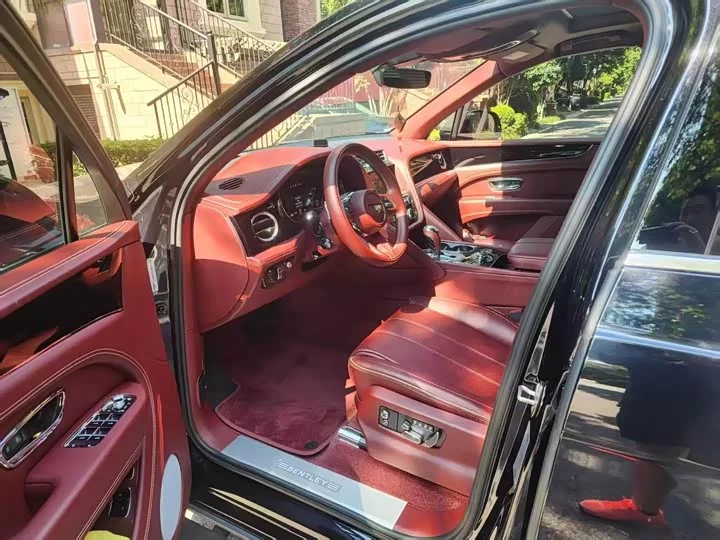 Bentley Bentayga