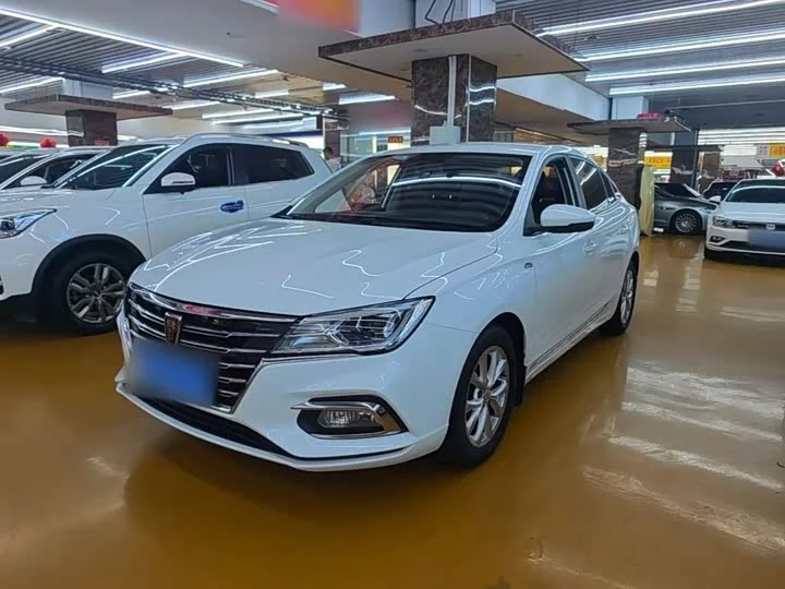 Roewe i5