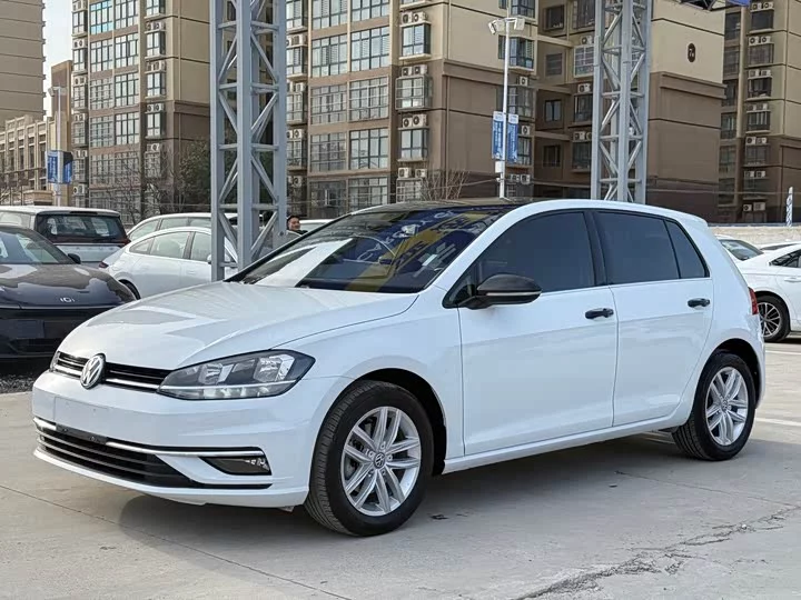 Volkswagen golf