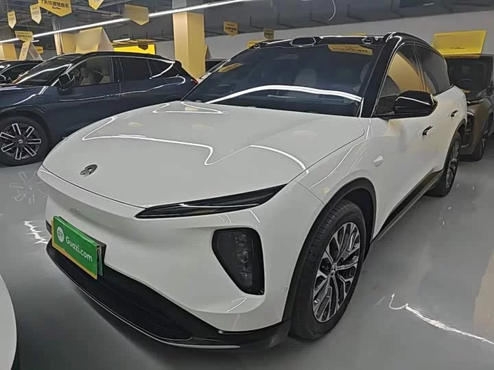 NIO ES6