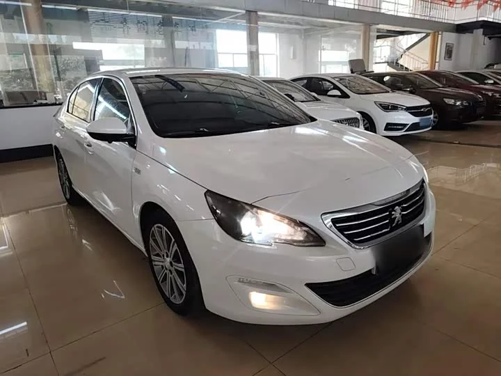 Peugeot 408