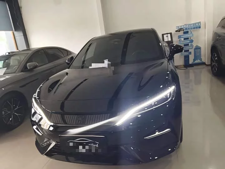 BYD Song L EV