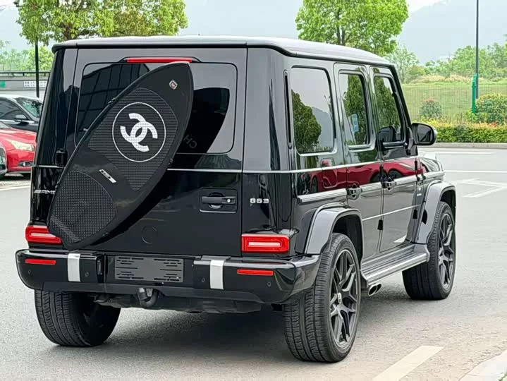 Mercedes-Benz G-rated