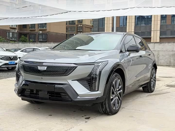 Cadillac IQ Aoge