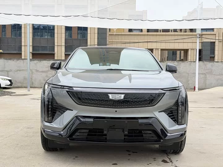Cadillac IQ Aoge