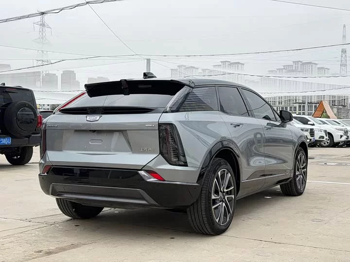Cadillac IQ Aoge