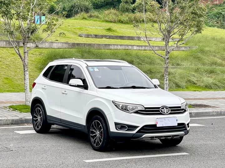 FAW Senya R7