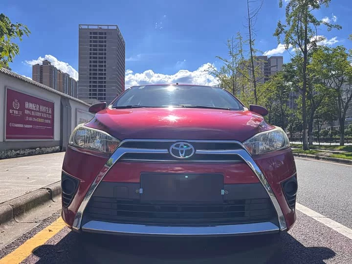 Toyota Yaris L